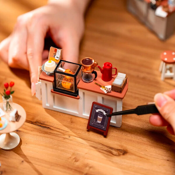 Manualidad maqueta Slow Life Café